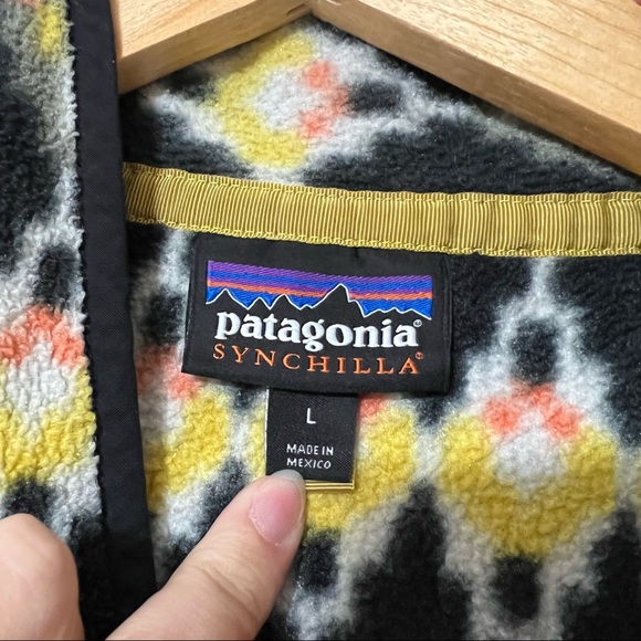 Patagonia Synchilla Forest Carpet Industrial Green Snap Jacket—L - Picture 11 of 13